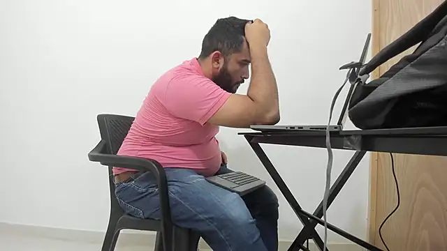 Snapshot of isearchcompany chatting on September 2025 10:25:02 PM isearchcompany online show from September 2025 10:25:02 PM