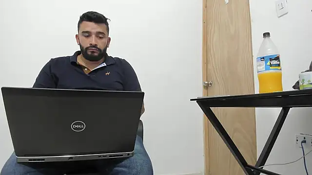 Snapshot of isearchcompany chatting on October 2025 08:54:02 PM isearchcompany online show from October 2025 08:54:02 PM