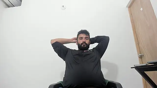 Snapshot of isearchcompany chatting on November 2025 01:38:01 AM isearchcompany online show from November 2025 01:38:01 AM