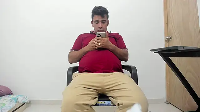 Snapshot of isearchcompany chatting on November 2025 03:18:02 AM isearchcompany online show from November 2025 03:18:02 AM