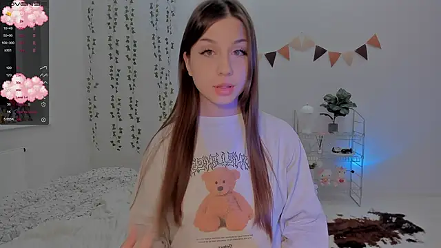 Snapshot of Mary_tiim chatting on January 2025 09:26:02 PM Mary tiim online show from January 2025 09:26:02 PM