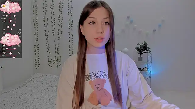 Snapshot of Mary_tiim chatting on January 2025 04:39:01 PM Mary tiim online show from January 2025 04:39:01 PM