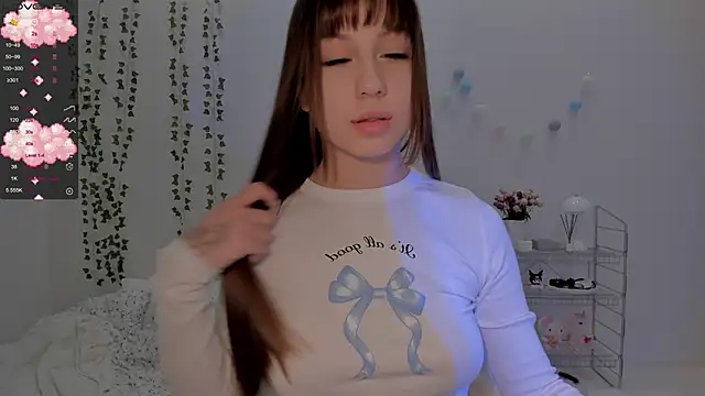 Snapshot of Mary_tiim chatting on February 2025 08:03:02 PM Mary tiim online show from February 2025 08:03:02 PM