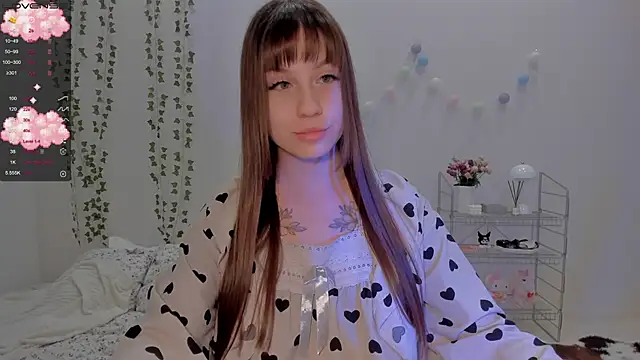 Snapshot of Mary_tiim chatting on February 2025 03:09:01 PM Mary tiim online show from February 2025 03:09:01 PM