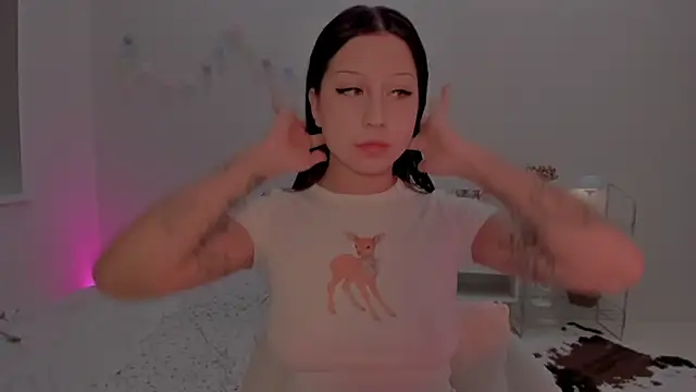 Snapshot of Mary_tiim chatting on September 2025 02:22:02 PM Mary tiim online show from September 2025 02:22:02 PM