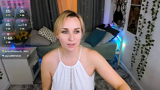 Karinella x online show from March 2025 12:17:01 AM