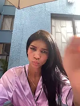 LauraAristizabal online show from January 2025 07:40:01 PM