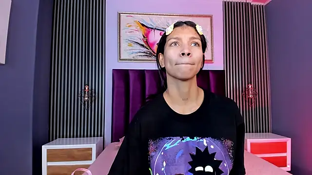 LauraAristizabal online show from March 2025 12:47:01 PM