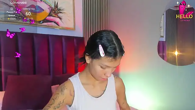 LauraAristizabal online show from November 2025 11:44:02 AM