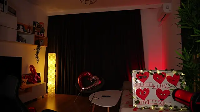 ShyNdWild online show from February 2025 07:44:01 PM