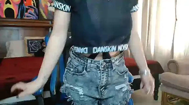 MINI Petite online show from February 2025 08:45:02 PM