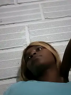 sexyjustin202 online show from March 2025 04:52:02 AM