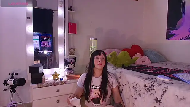 miaa-lee online show from May 2026 01:22:02 AM