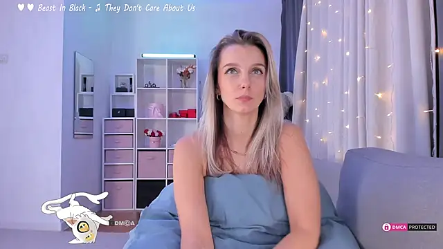 Karamelsw  online show from December 2024 03:09:01 AM