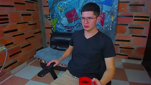 patrik 027 online show from March 2025 10:59:01 PM