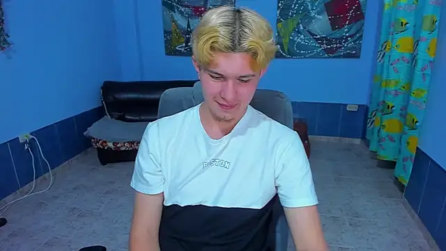 patrik 027 online show from September 2025 06:14:01 AM