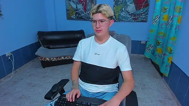 patrik 027 online show from November 2025 08:15:01 AM