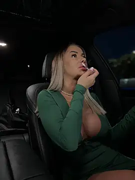 Snapshot of KirstieVegas chatting on March 2025 04:56:02 PM KirstieVegas online show from March 2025 04:56:02 PM