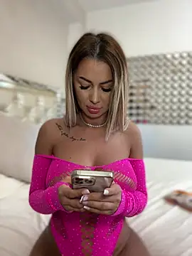 Snapshot of KirstieVegas chatting on March 2025 08:22:01 PM KirstieVegas online show from March 2025 08:22:01 PM