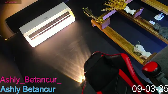 AshlyBetancurX online show from March 2025 11:25:02 AM