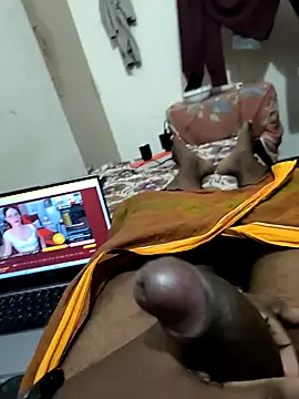 Snapshot of Mallupaiyanaachu chatting on January 2025 02:07:01 PM Mallupaiyanaachu online show from January 2025 02:07:01 PM