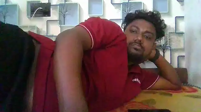 Snapshot of Mallupaiyanaachu chatting on February 2025 09:15:02 AM Mallupaiyanaachu online show from February 2025 09:15:02 AM