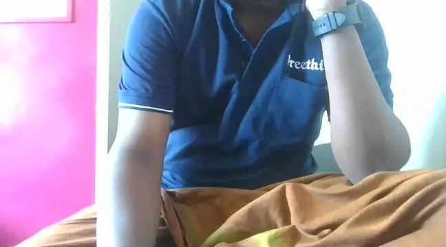 Snapshot of Mallupaiyanaachu chatting on March 2025 09:40:02 AM Mallupaiyanaachu online show from March 2025 09:40:02 AM