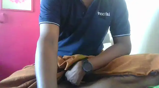 Snapshot of Mallupaiyanaachu chatting on March 2025 03:37:01 AM Mallupaiyanaachu online show from March 2025 03:37:01 AM