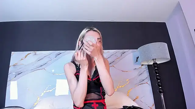 Snapshot of Victoria_Badgal_ chatting on February 2025 04:53:01 PM Victoria Badgal online show from February 2025 04:53:01 PM