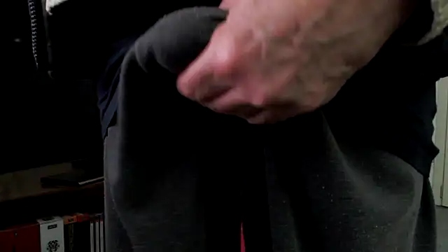 Snapshot of Unicum900 chatting on February 2026 04:57:02 PM Unicum900 online show from February 2026 04:57:02 PM