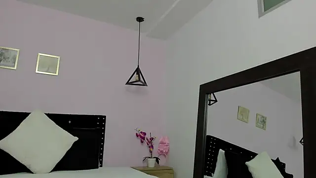 CeliWoods online show from March 2025 10:11:02 AM