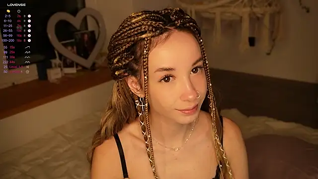 EmelyBenz online show from January 2026 03:33:01 AM