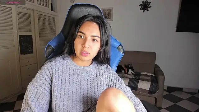 Miss Nicole online show from December 2024 06:19:01 AM