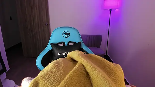 Miss Nicole online show from February 2026 01:33:01 AM