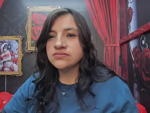 Snapshot of AmaiaDavies chatting on December 2024 01:47:02 AM AmaiaDavies online show from December 2024 01:47:02 AM