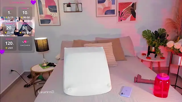 Misslaurenn online show from February 2025 01:08:01 AM