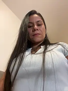 Reggie-Liam online show from February 2025 07:25:02 PM