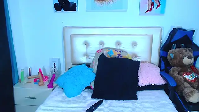 Jenng18 online show from January 2025 02:48:01 AM