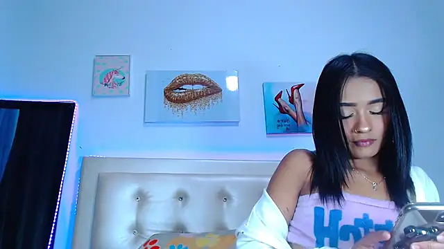 Jenng18 online show from February 2025 06:20:02 AM