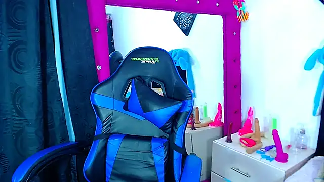 Jenng18 online show from March 2026 07:04:02 AM