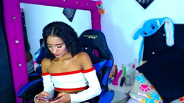 Jenng18 online show from March 2026 12:13:01 PM