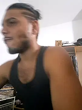 Snapshot of apolodiosgriego chatting on October 2025 11:45:02 PM apolodiosgriego online show from October 2025 11:45:02 PM