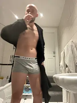 bigguy101 online show from January 2025 06:07:02 AM