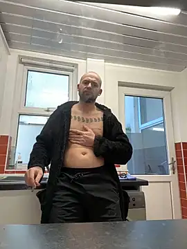 bigguy101 online show from January 2025 02:58:01 PM