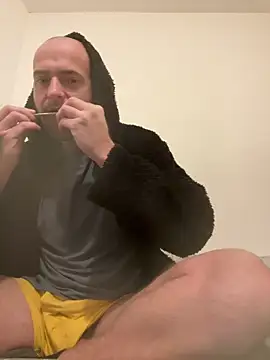 bigguy101 online show from March 2025 02:19:01 AM