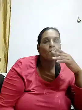 NWC4LYF online show from October 2025 07:00:01 PM