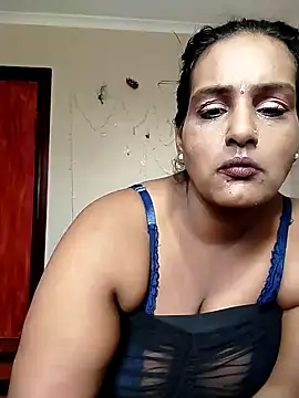 NWC4LYF online show from April 2026 07:06:01 AM