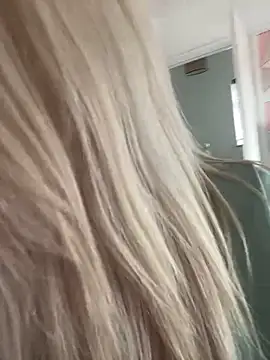 Bustyblondebabe32 online show from March 2025 12:15:01 PM