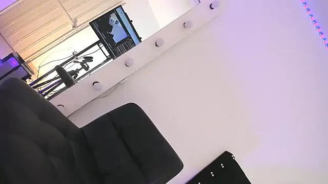 MistressMichell online show from April 2026 08:46:01 AM