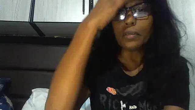 MsAttitude online show from March 2025 10:05:01 PM